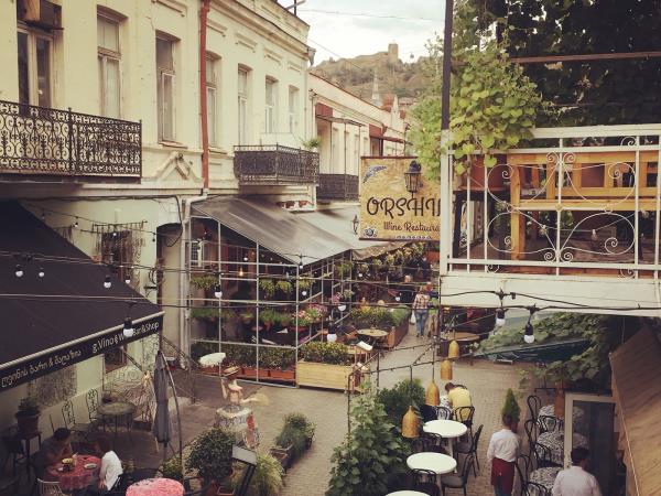 Georgia culture & wine tasting holiday