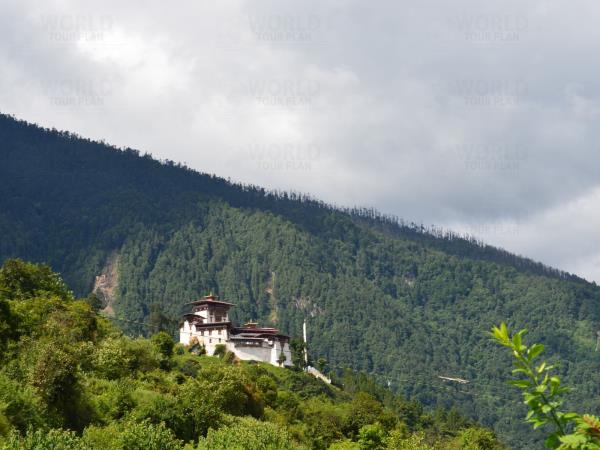 Laya Gasa trekking holiday in Bhutan