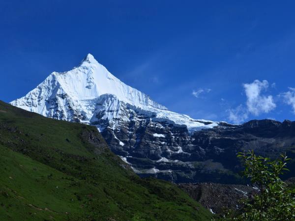 Laya Gasa trekking holiday in Bhutan