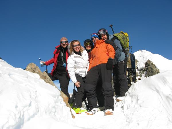 Alternative family winter holiday in Sameons, France