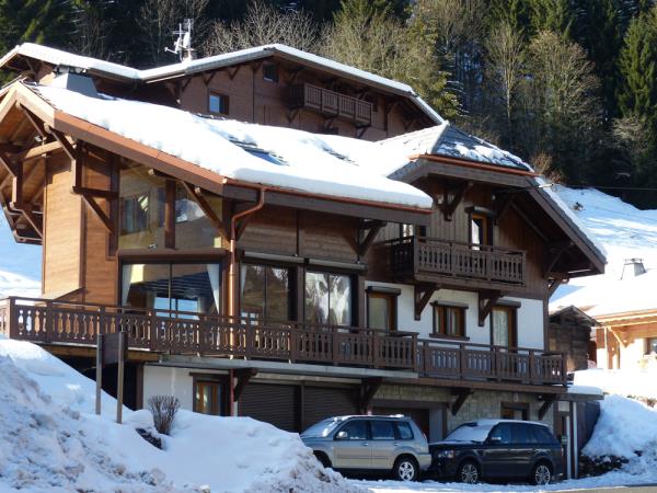 Family adventure holiday in Morzine, France