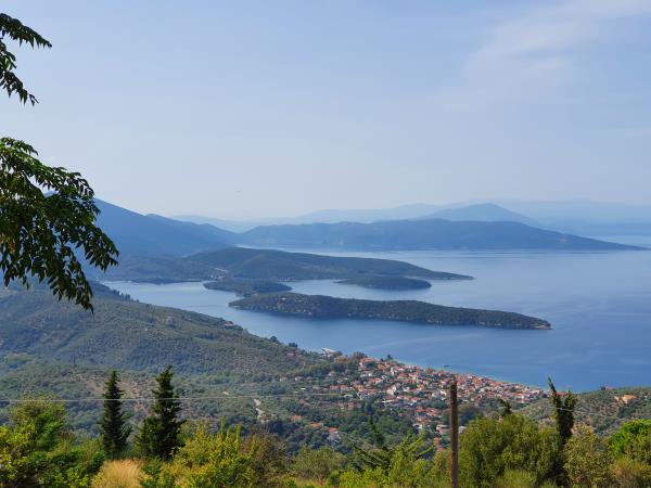 Mosaics workshop art holiday in Greece
