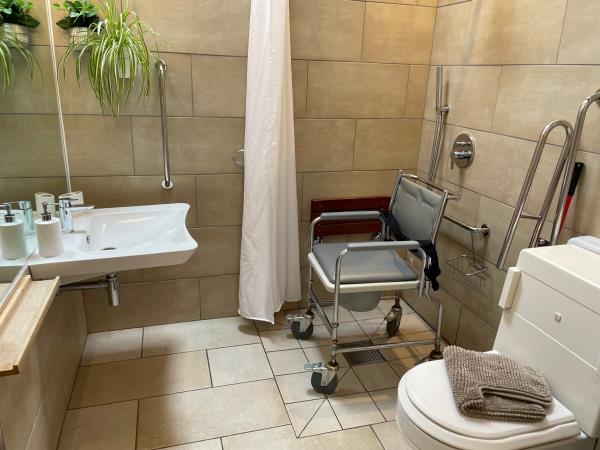 Wheelchair accessible accommodation in Peak District
