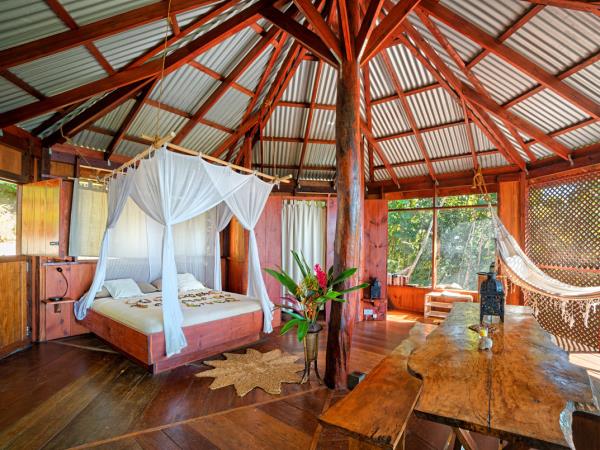 Dominica off-grid luxury eco cottages