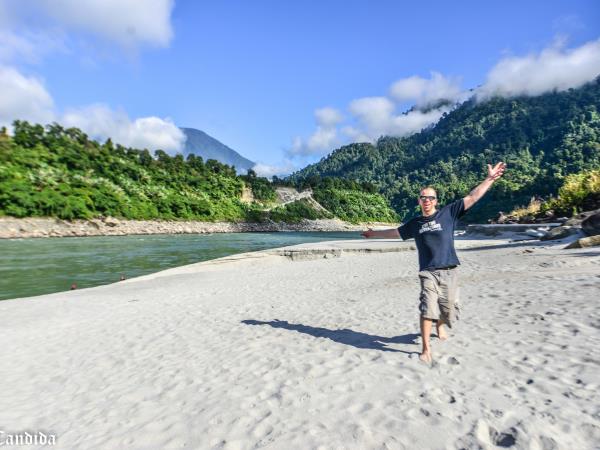 Brahmaputra rafting holiday in India