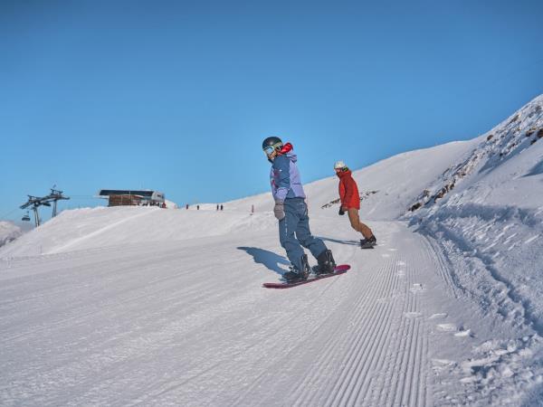 Snowboard and yoga holiday in Austria