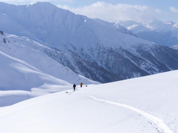 Learn to ski and yoga holiday in Austria