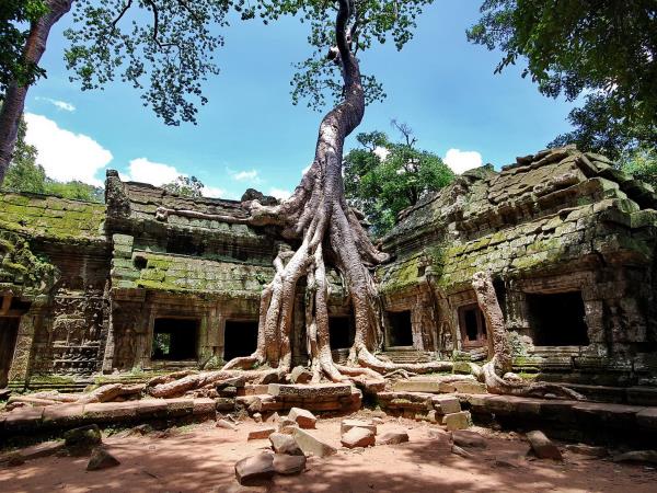 Cambodia holidays, Phnom Penh & Angkor
