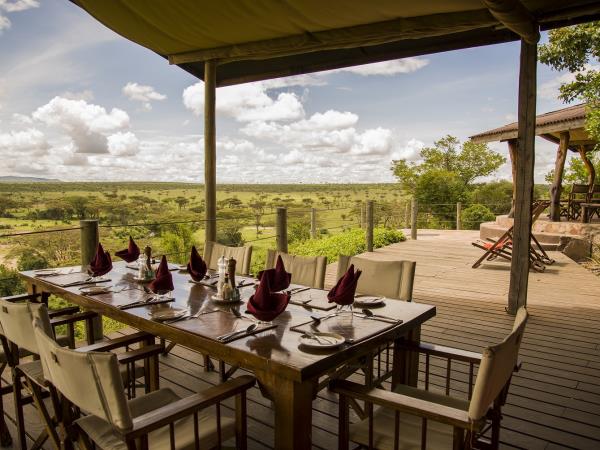 Wildebeest migration safari in Kenya