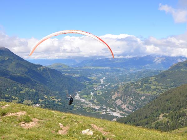 Multi-activity holiday in the French Alps
