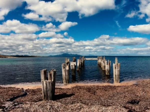 Tasmania, Flinders Island walking holiday