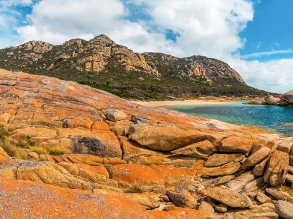Tasmania, Flinders Island walking holiday