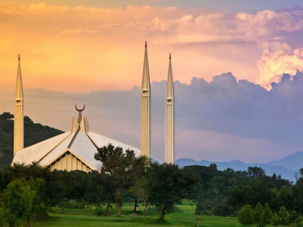 Women only tour in Pakistan