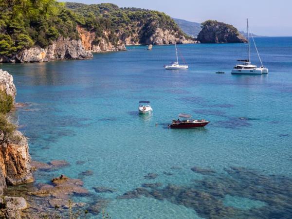 Yacht charter in Ionian Greek Islands 