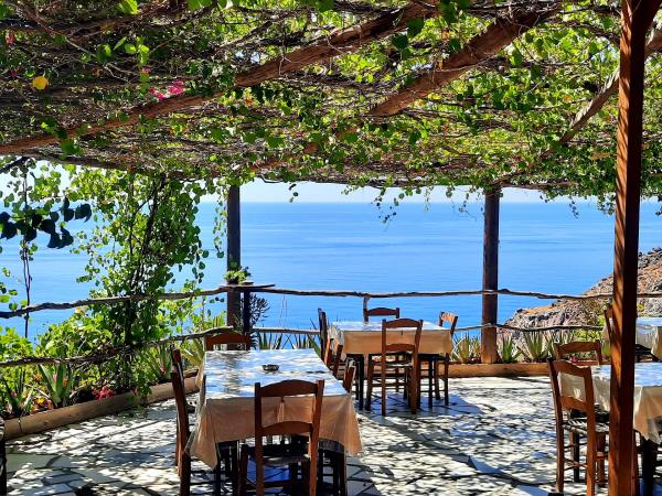 Historical Greece with Santorini  tour