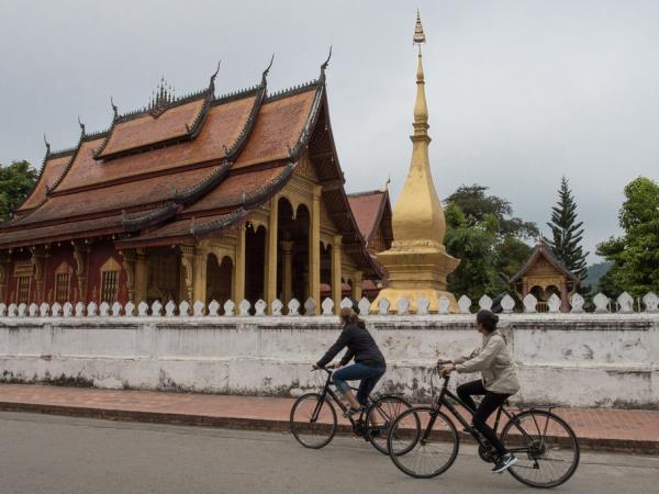 Laos tour, history and ancient culture
