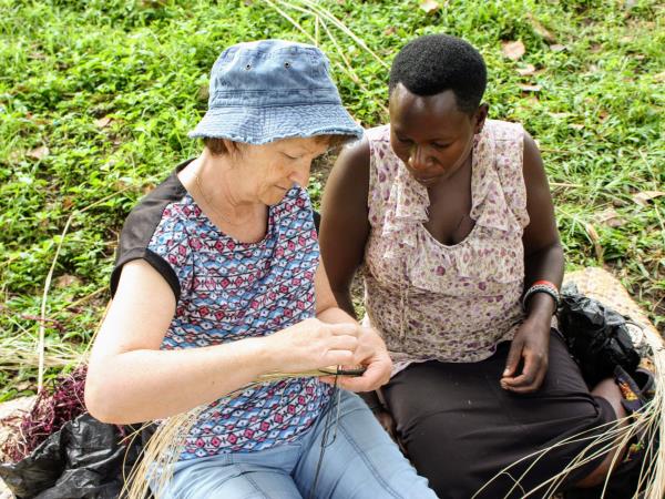 Gorilla and game safari in Uganda