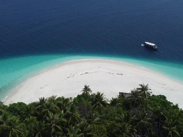 Maldives private gulet cruise holiday