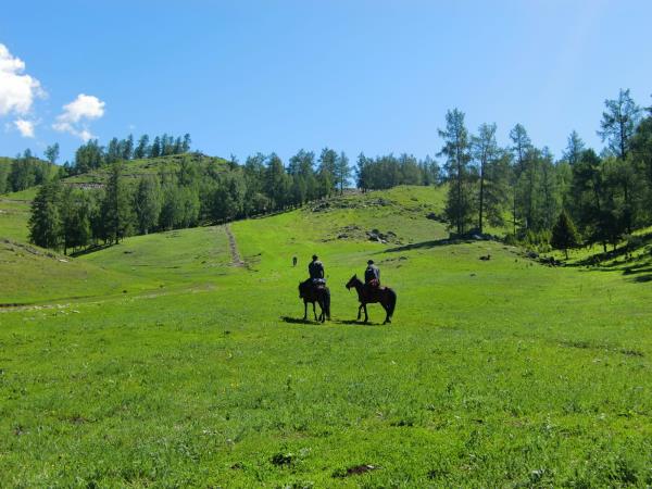 Horse riding tour around Hanas Lake, China