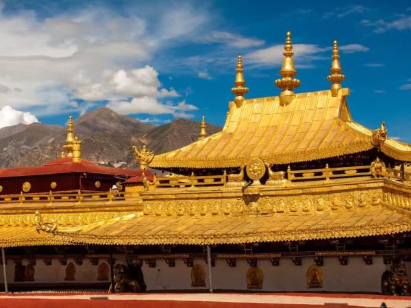 Tibet exploration tour