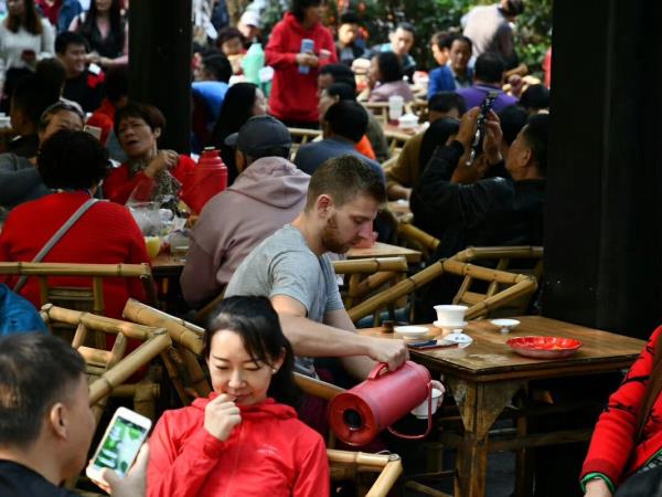 China family holiday in Sichuan