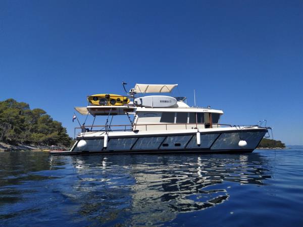 Croatia sailing holiday, land based accommodation
