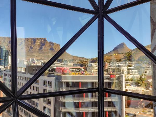 Wine and art holiday, South Africa