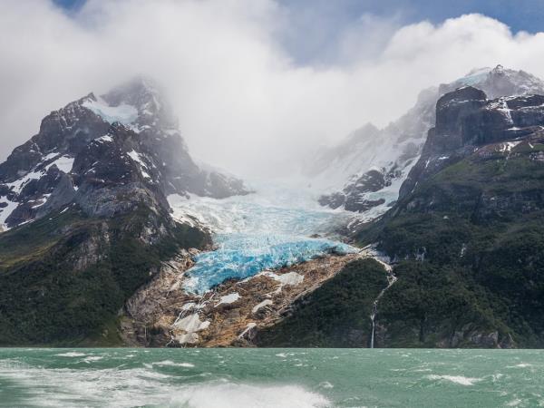 Patagonia National Parks trekking holiday