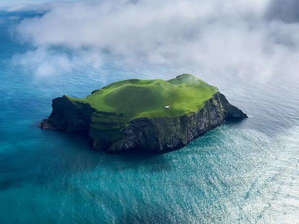 Scotland to Iceland sailing holiday