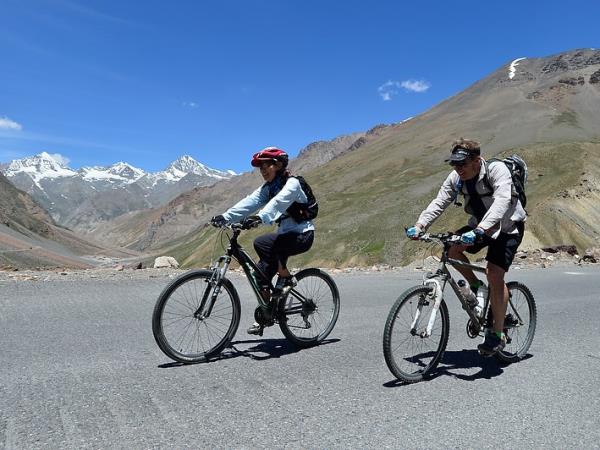 Himalaya cycling holiday, India