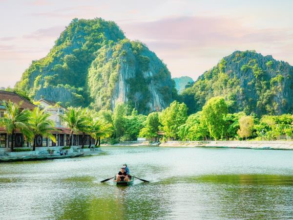 Vietnam countryside tour, green escape
