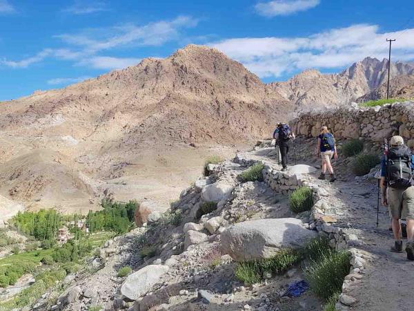 Ladakh mountains trekking adventure