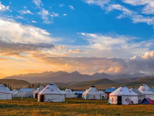 Kyrgyzstan small group holidays