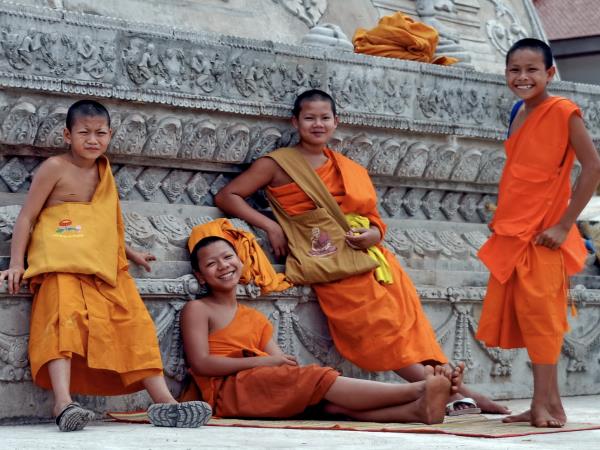 Laos holiday, Luang Prabang and the Plain of Jars