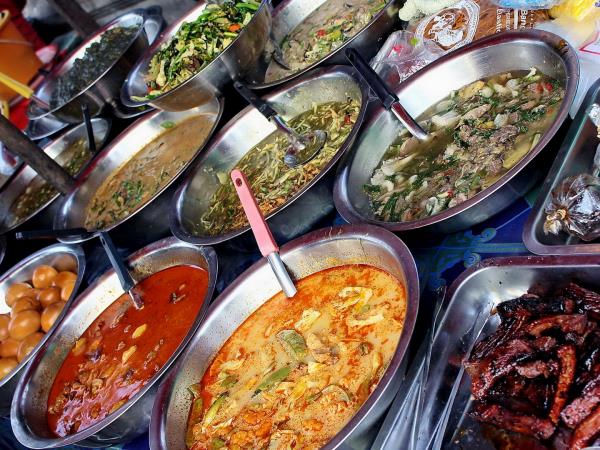 Laos holiday, Luang Prabang and the Plain of Jars
