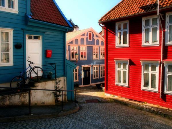Bergen and Fjord cruise holiday in Norway