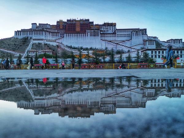 Kathmandu to Lhasa overland tour, 9 days