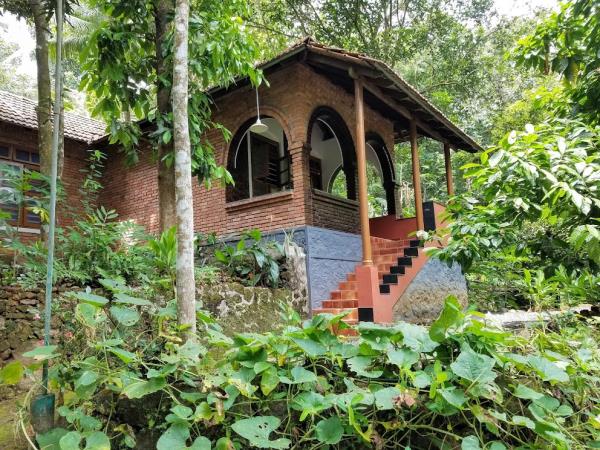 Kerala accommodation, India