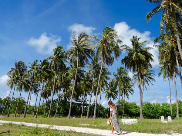 Maldives local island hopping holiday