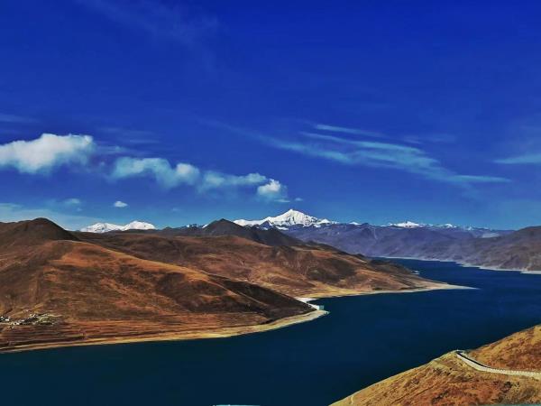 Tibet and Everest, footsteps of Mallory and Irvine