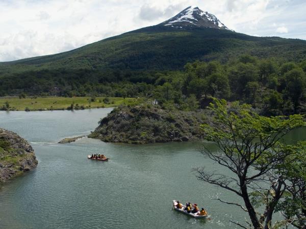 Patagonia 1 week tour, glaciers and estancias