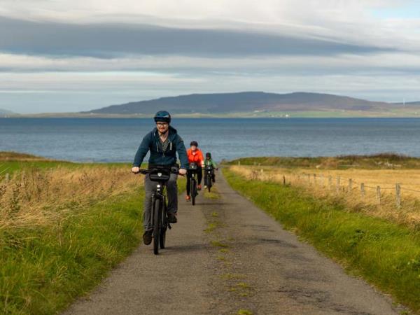 Orkney cycling holiday, e-bikes