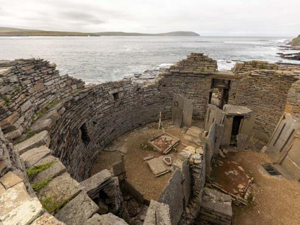 Orkney cycling holiday, e-bikes