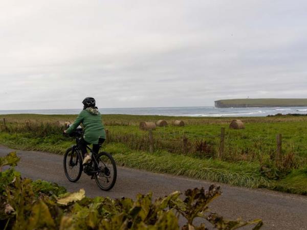 Orkney cycling holiday, e-bikes
