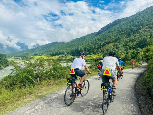 Bhutan cycling holiday