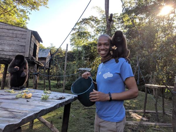 Ecuador wildlife sanctuary volunteering