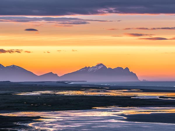 Best Time to See Midnight Sun in Iceland 2024 - When to See 