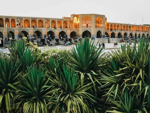 Iran cultural holiday, 12 days