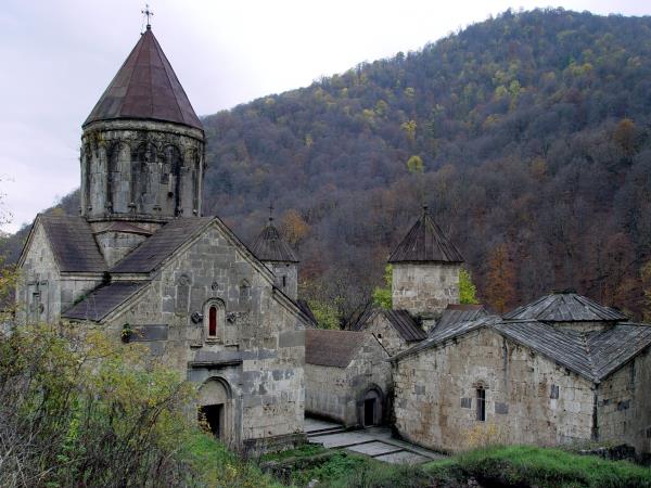 Caucasus guided discovery tour
