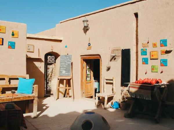 Iran culture holiday on a budget